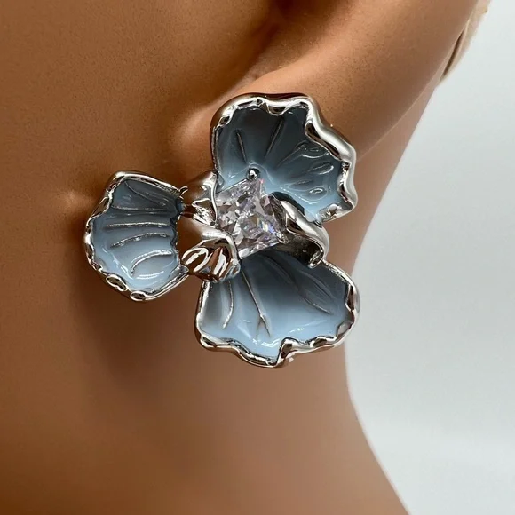 Blue Enamel Zircon Floral Silver Earrings - Picture 5 of 5